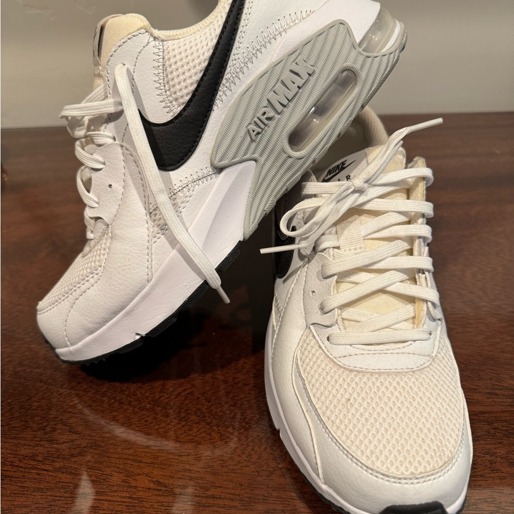 Nike Air Max White and Black Sneakers
